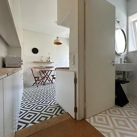 Apartamento Com Quintal Na *