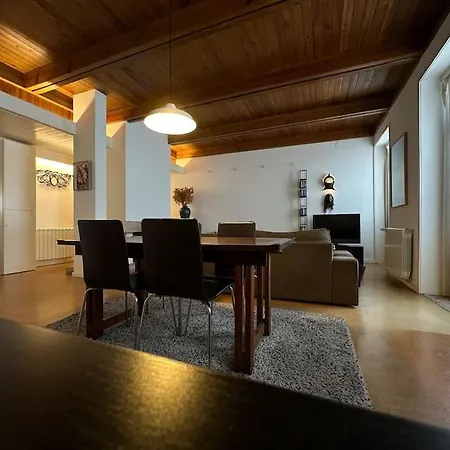 Apartamento Com Quintal Na *